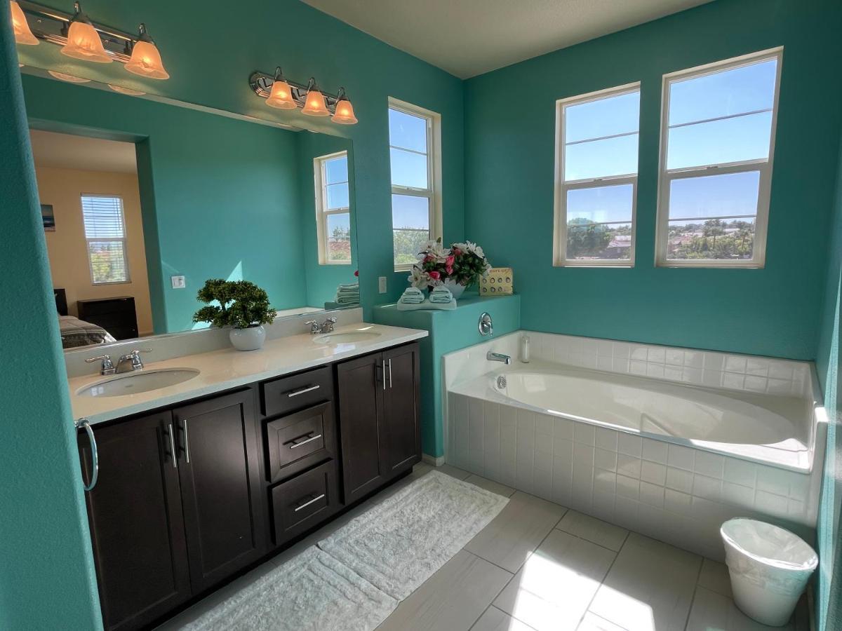 Spacious And Modern Home Near Temecula Wineries Murrieta Eksteriør billede